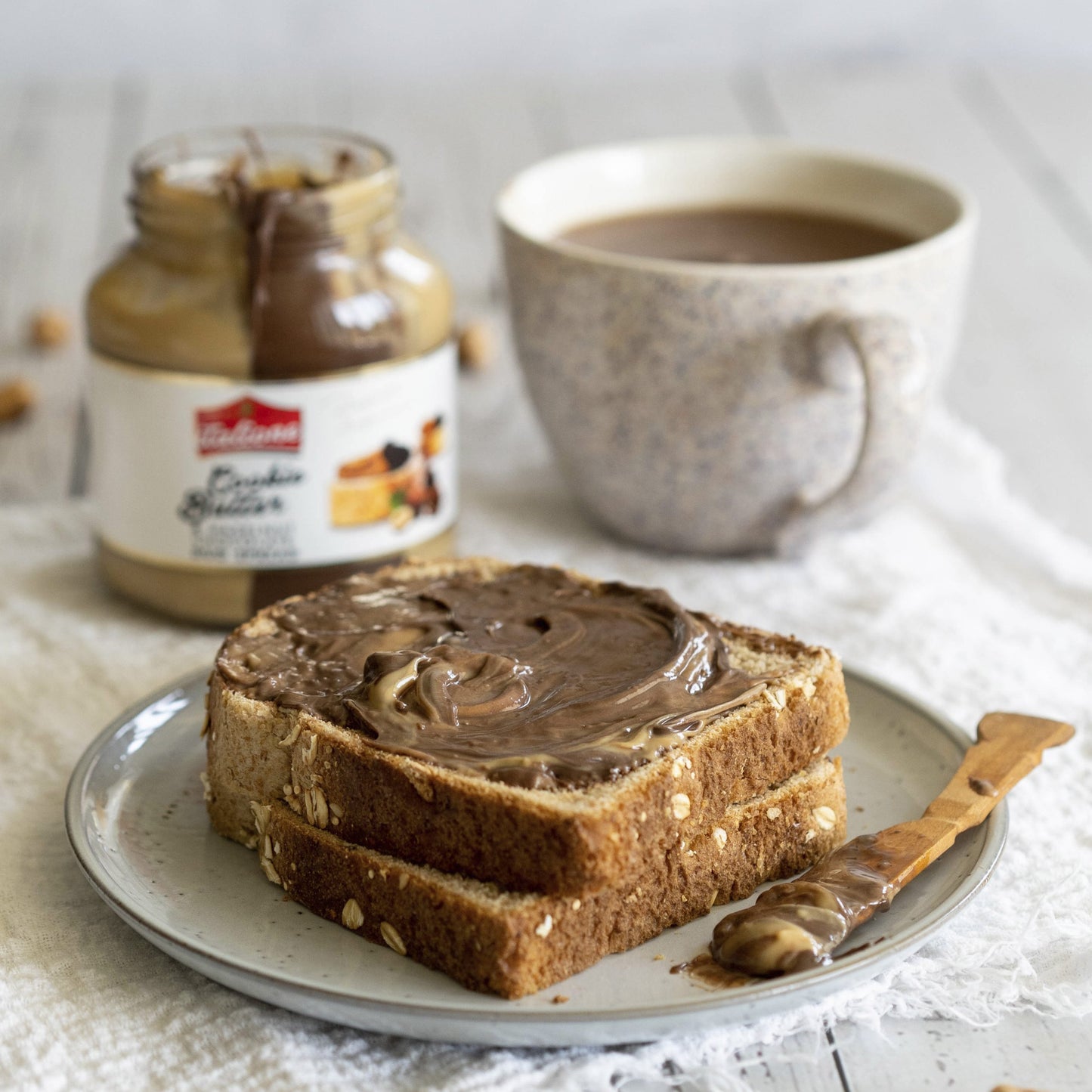 Pasta de galleta, avellana y chocolate